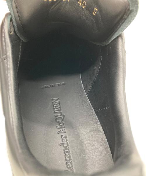 ALEXANDER McQUEEN（アレキサンダーマックイーン）ALEXANDER McQUEEN (アレキサンダーマックイーン) ローカットスニーカー ブラック サイズ:40の古着・服飾アイテム