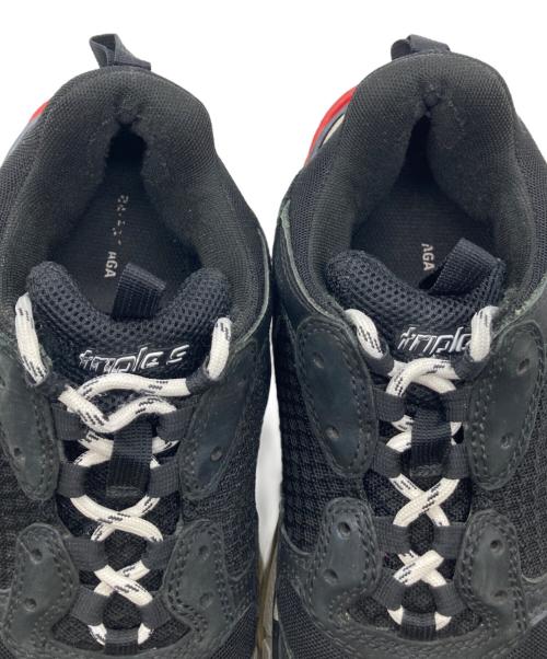 BALENCIAGA（バレンシアガ）BALENCIAGA (バレンシアガ) Triple S(トリプルエス) ブラック×レッド サイズ:US7の古着・服飾アイテム