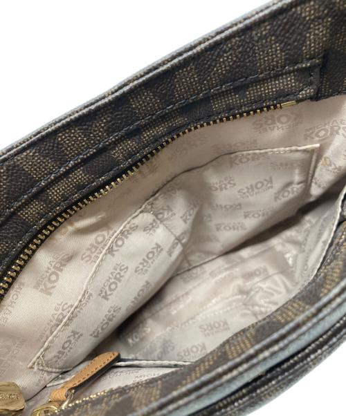 MICHAEL KORS（マイケル・コース）MICHAEL KORS (マイケルコース) CROSSBODY HAMILTON TRAVELER ブラウンの古着・服飾アイテム
