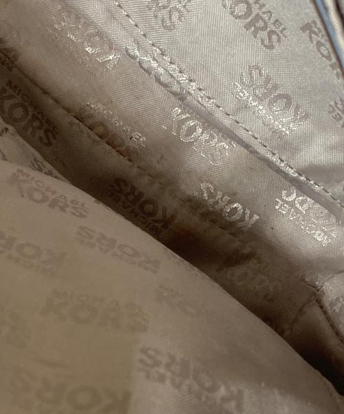 MICHAEL KORS（マイケル・コース）MICHAEL KORS (マイケルコース) CROSSBODY HAMILTON TRAVELER ブラウンの古着・服飾アイテム