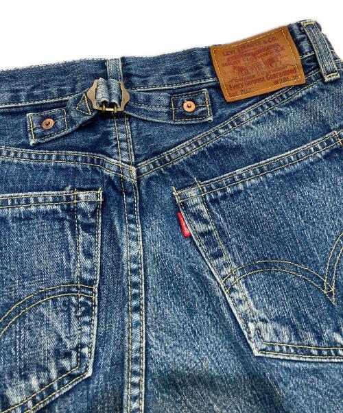 LEVI'S（リーバイス）LEVI'S (リーバイス) 702XXデニムパンツ　復刻 赤耳 ボタン裏J22 インディゴ サイズ:W28L36の古着・服飾アイテム