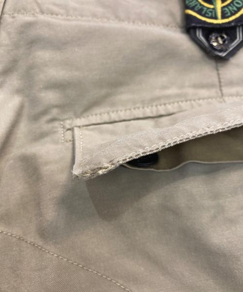 STONE ISLAND（ストーンアイランド）STONE ISLAND (ストーンアイランド) カーゴ ショーツ　4815L416 カーキ サイズ:46の古着・服飾アイテム