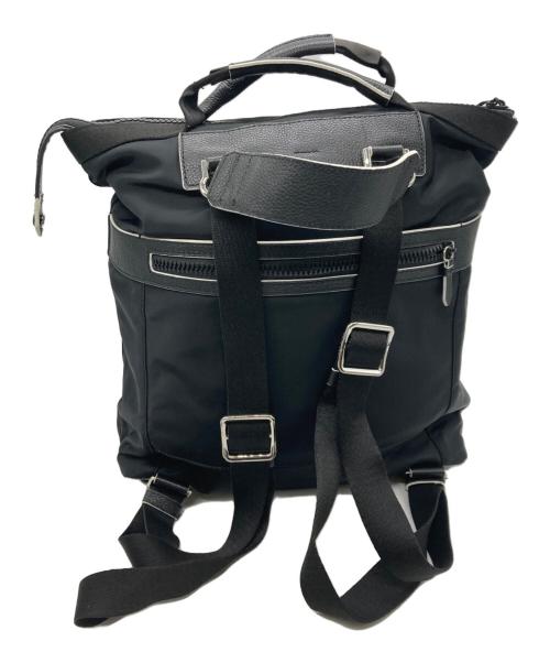 COLE HAAN（コールハーン）COLE HAAN (コールハーン) ナイロン バックパック ブラックの古着・服飾アイテム