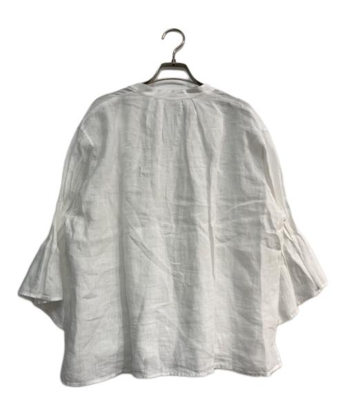 23区（ニジュウサンク）23区 (ニジュウサンク) LIBECO (リベコ) 洗える タックスリーブ シャツ　BLWOGM0511 ホワイト サイズ:38の古着・服飾アイテム