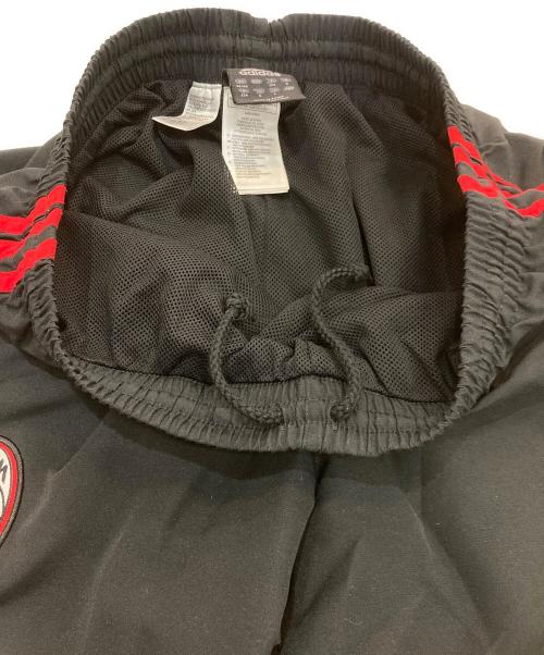 adidas（アディダス）adidas (アディダス) トラックパンツ　ACミラン　074906 ブラック×レッド サイズ:Lの古着・服飾アイテム
