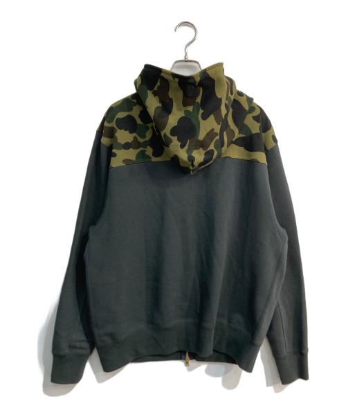 A BATHING APE（ア ベイシング エイプ）A BATHING APE (ア ベイシング エイプ) カモフラ切り替えジップパーカー　001ZPF301011X カーキ サイズ:Lの古着・服飾アイテム