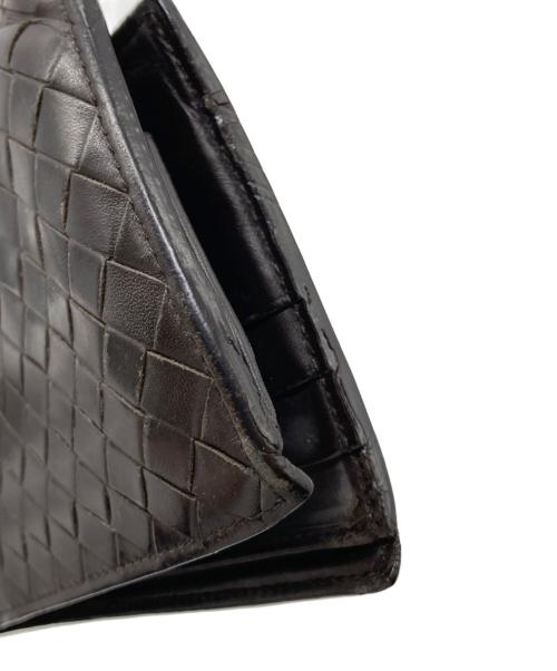BOTTEGA VENETA（ボッテガベネタ）BOTTEGA VENETA (ボッテガベネタ) イントレチャート二つ折り財布　113112V4651 ブラウンの古着・服飾アイテム