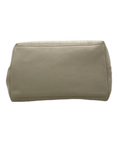 MaxMara（マックスマーラ）MaxMara (マックスマーラ) レザートートバッグ アイボリーの古着・服飾アイテム
