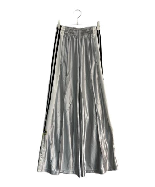 adidas（アディダス）adidas (アディダス) オーバーサイズ アディブレイクパンツ　JM9273 グレー サイズ:XSの古着・服飾アイテム