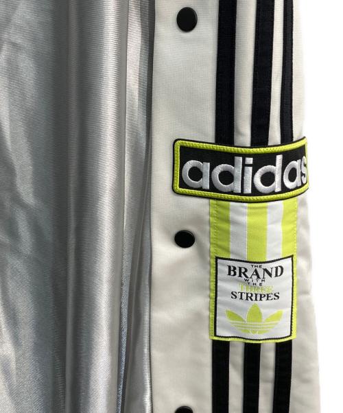 adidas（アディダス）adidas (アディダス) オーバーサイズ アディブレイクパンツ　JM9273 グレー サイズ:XSの古着・服飾アイテム