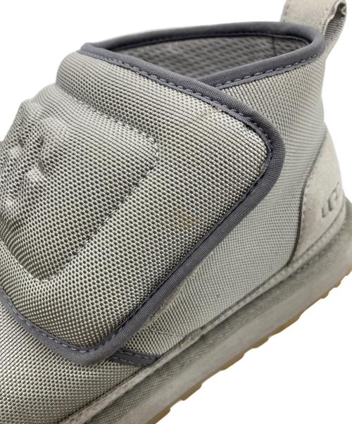 UGG（アグ）UGG (アグ) NEUMEL UGG MOLDED LOGO　1110810 グレー サイズ:27cmの古着・服飾アイテム