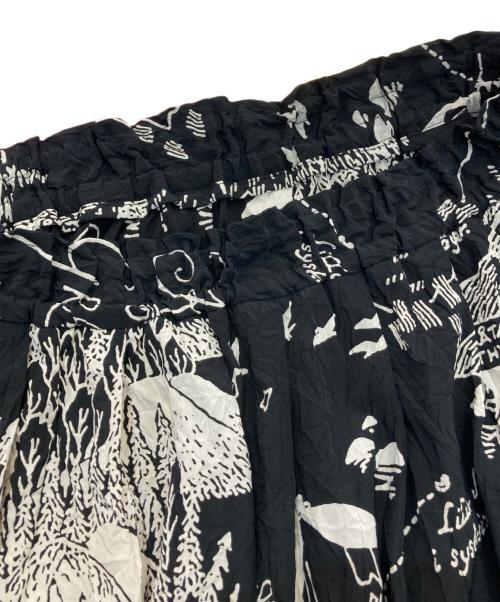 a part of me.（ア・パート オブ ミー）a part of me. (ア・パート オブ ミー) 総柄スカート　日本製　 Y's for living  ホワイト×ブラック サイズ:Freeの古着・服飾アイテム