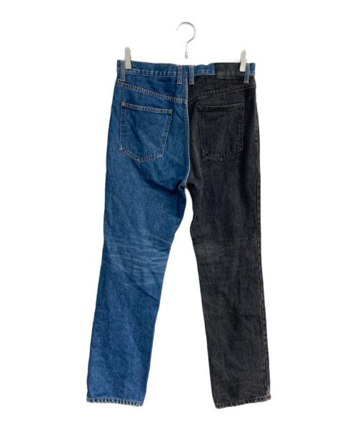 JOHN LAWRENCE SULLIVAN（ジョン ローレンス サリバン）JOHN LAWRENCE SULLIVAN (ジョン ローレンス サリバン) WASHED DENIM BI-COLOR PANTS　2A029-0320-18 インディゴ×グレー サイズ:46の古着・服飾アイテム