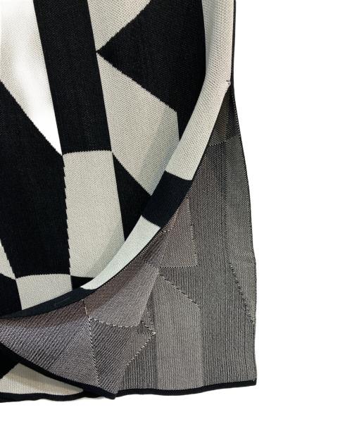 TRICOTE（トリコテ）TRICOTE (トリコテ) Adam et Rope (アダム エ ロペ) 別注JQ ニットスカート ブラック×ホワイト サイズ: LADIESの古着・服飾アイテム