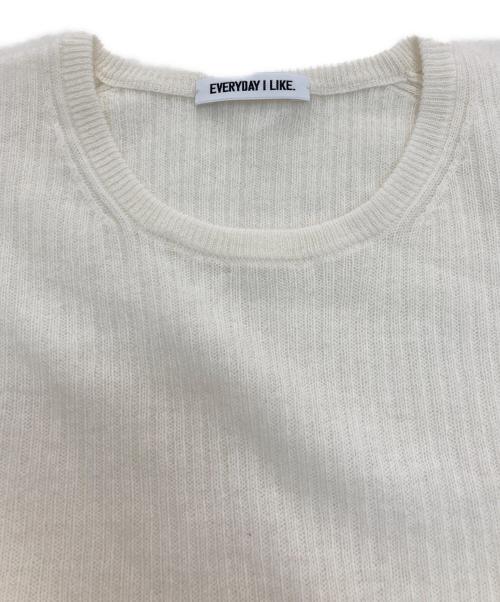 EVERYDAY I LIKE.（エヴリデイ アイ ライク）EVERYDAY I LIKE. (エヴリデイ アイ ライク) カシミヤリブニット アイボリー サイズ:FREEの古着・服飾アイテム