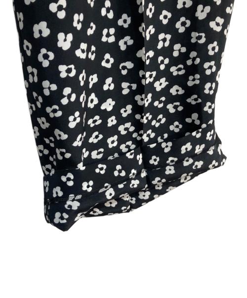 MaxMara（マックスマーラ）MaxMara (マックスマーラ) 花柄シルクパンツ　11310612 ブラック サイズ:42 未使用品の古着・服飾アイテム