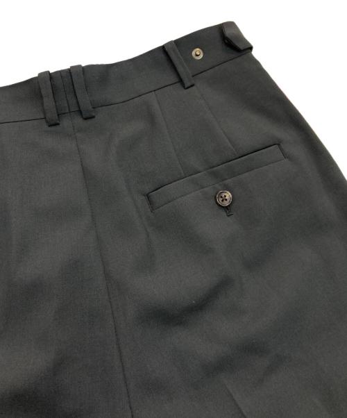 6(ROKU) BEAUTY&YOUTH（ロク ビューティーアンドユース）6(ROKU) BEAUTY&YOUTH (ロク ビューティーアンドユース) トロピカル クロス ハーフパンツ　8619-202-0092 グレー サイズ:36の古着・服飾アイテム