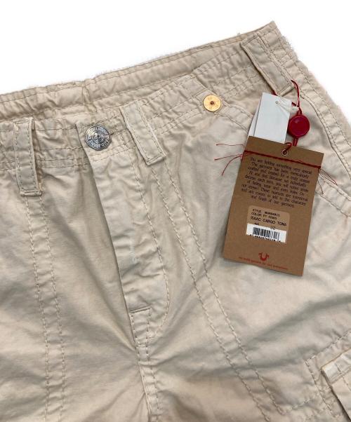 TRUE RELIGION（トゥルー レリジョン）TRUE RELIGION (トゥルー レリジョン) ダメージ加工ハーフカーゴパンツ　38382 アイボリー サイズ:W32 未使用品の古着・服飾アイテム