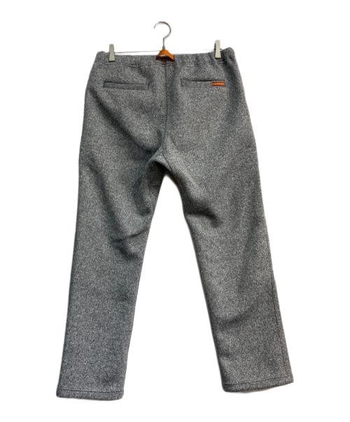 GRAMICCI（グラミチ）GRAMICCI (グラミチ) BEAMS (ビームス) ボンディングニットフリースナローパンツ グレー サイズ:Lの古着・服飾アイテム