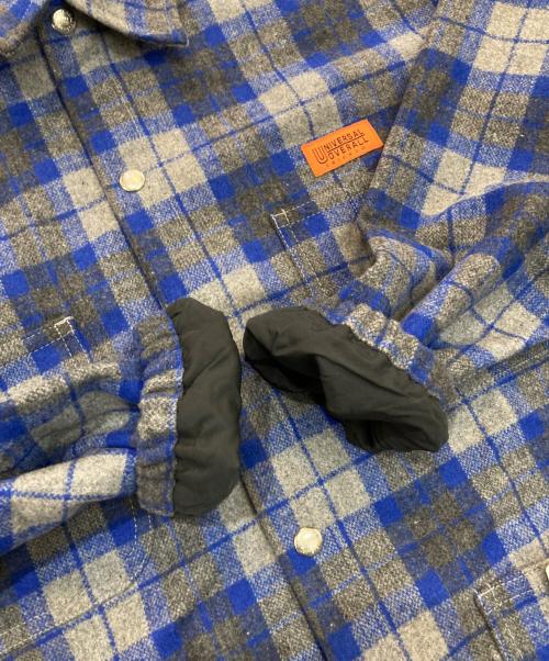 UNIVERSAL OVERALL（ユニバーサルオーバーオール）UNIVERSAL OVERALL (ユニバーサルオーバーオール) BEAMS (ビームス) チェック柄ウールコーチジャケット　U9314225BS グレー×ブルー サイズ:M 未使用品の古着・服飾アイテム
