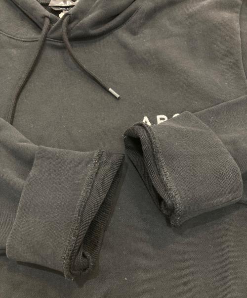 A.P.C.（アーペーセー）A.P.C. (アーペーセー) プルオーバーパーカー ブラック サイズ:Mの古着・服飾アイテム