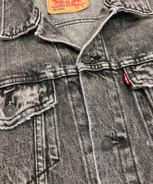 LEVI'S（リーバイス）LEVI'S (リーバイス) ヴィンテージ加工 リラックスフィット デニムジャケット グレー サイズ:XLの古着・服飾アイテム