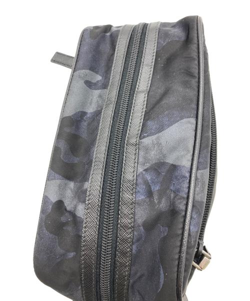 PRADA（プラダ）PRADA (プラダ) セカンドバッグ ネイビーの古着・服飾アイテム