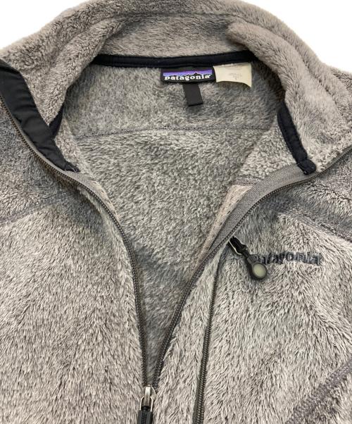 Patagonia（パタゴニア）Patagonia (パタゴニア) レギュレーターR2フリースジャケット グレー サイズ:Sの古着・服飾アイテム