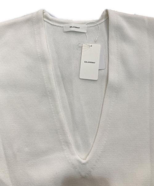SOLAMONAT（ソラモナ）solamonat (ソラモナ) ウエハースニットワイドスリーブVネックプルオーバー　sma-knit-wd-vpo アイボリー サイズ:Free 未使用品の古着・服飾アイテム