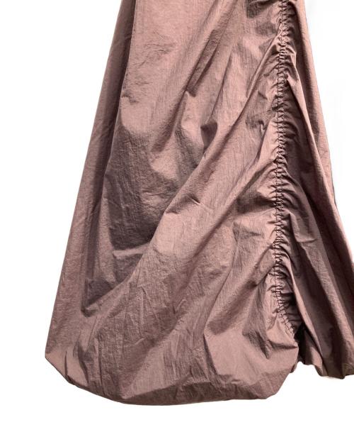 emmi（エミ）emmi (エミ) ナイロンバルーンワンピース ブラウンの古着・服飾アイテム