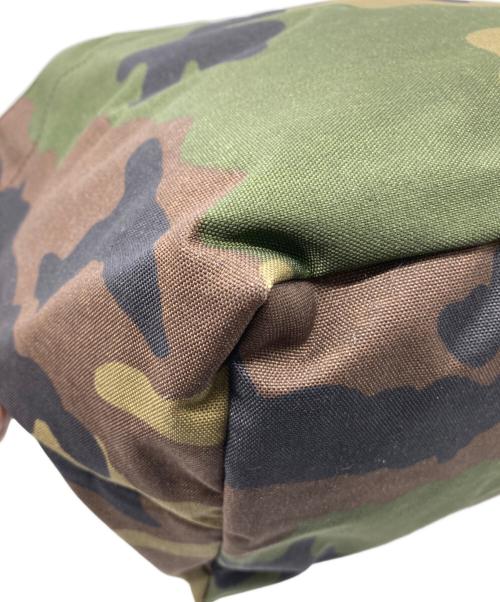 Herve Chapelier（エルベシャプリエ）Herve Chapelier (エルベシャプリエ) 迷彩舟形トートバッグ カーキ×ブラウンの古着・服飾アイテム