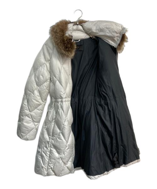 COACH（コーチ）COACH (コーチ) ラクーンファーキルティングダウンコート アイボリー サイズ:Mの古着・服飾アイテム