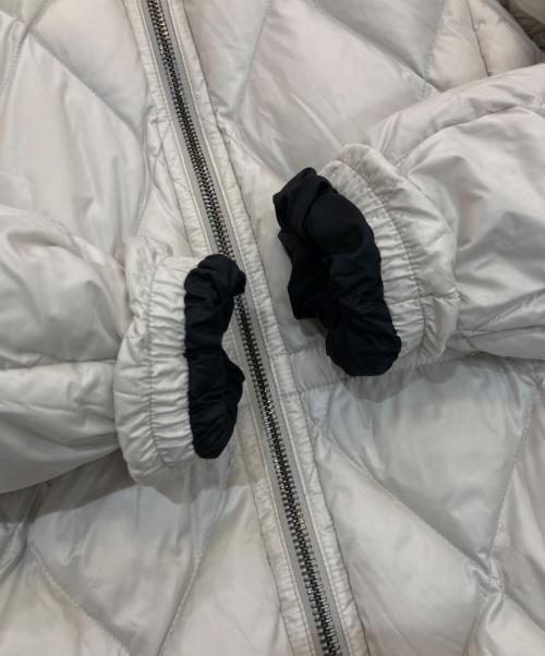 COACH（コーチ）COACH (コーチ) ラクーンファーキルティングダウンコート アイボリー サイズ:Mの古着・服飾アイテム