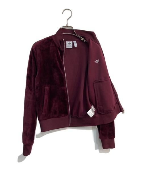adidas Originals（アディダスオリジナル）adidas originals (アディダスオリジナル) プレミアム エッセンシャルズ ベロアトラックトップ　IL7082 ボルドー サイズ:Mの古着・服飾アイテム