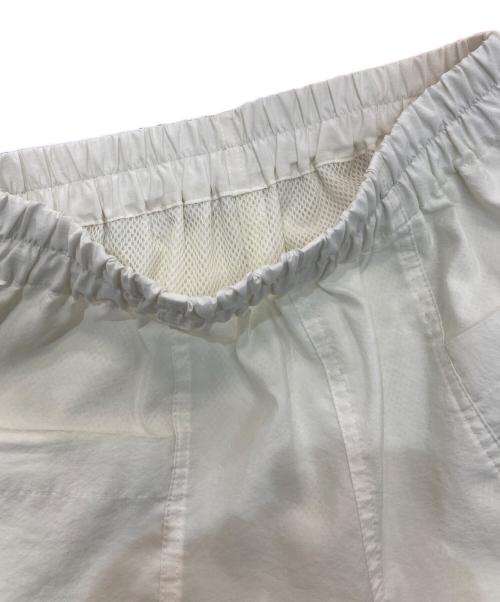 Demi-Luxe Beams（デミルクス ビームス）Demi-Luxe BEAMS (デミルクス ビームス) イージーライトパンツ　24SS　64-23-1137-480 ベージュ サイズ:36の古着・服飾アイテム