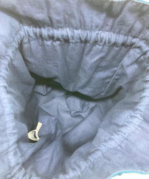 PLEATS PLEASE（プリーツプリーズ）PLEATS PLEASE (プリーツプリーズ) プリーツフリンジ巾着バッグ ブルーの古着・服飾アイテム