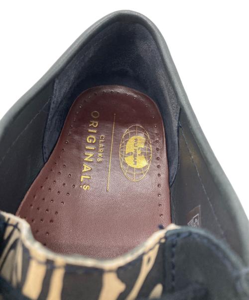 CLARKS ORIGINALS（クラークス オリジナルズ）Clarks Originals (クラークス オリジナルズ) Wu -Tang Clan ワラビー ベージュ×ブラック サイズ:26.5cmの古着・服飾アイテム