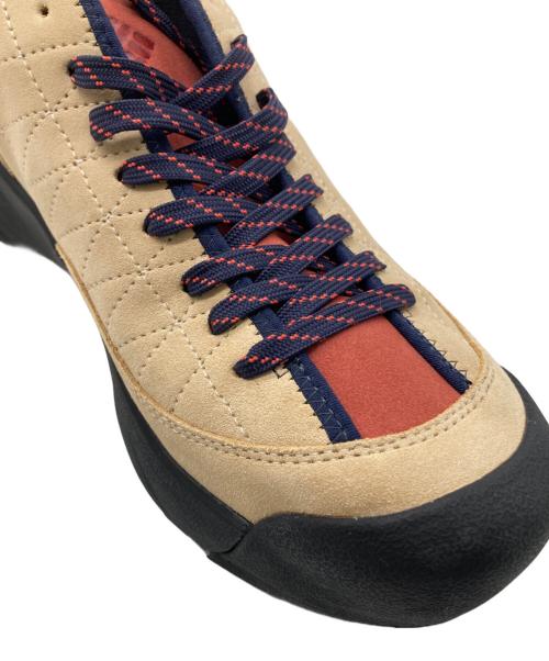 Columbia（コロンビア）Columbia (コロンビア) HAZY JOURNEY 2 WATERPROOF ベージュ サイズ:27cmの古着・服飾アイテム