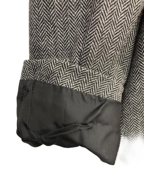 GIANNI VERSACE（ジャンニ・ヴェルサーチ）GIANNI VERSACE (ジャンニ・ヴェルサーチ) ヘリンボーンウールテーラードジャケット グレー サイズ:-の古着・服飾アイテム