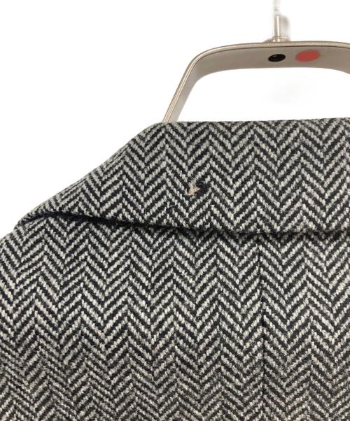 GIANNI VERSACE（ジャンニ・ヴェルサーチ）GIANNI VERSACE (ジャンニ・ヴェルサーチ) ヘリンボーンウールテーラードジャケット グレー サイズ:-の古着・服飾アイテム