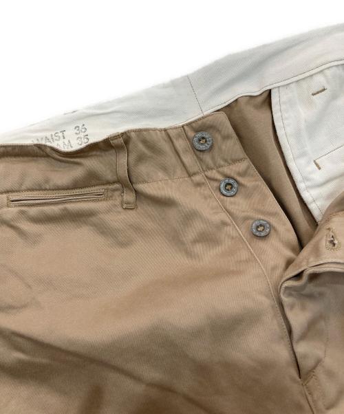 BUZZ RICKSON'S（バズリクソンズ）BUZZ RICKSON'S (バズリクソンズ) EARLY MILITARY CHINOS 1942 MODEL　M43036 ベージュ サイズ:W36の古着・服飾アイテム