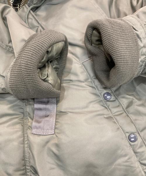 BEAMS PLUS（ビームスプラス）BEAMS PLUS (ビームスプラス) N-3B ダウンジャケット　11-18-1193-139 セージグリーン サイズ:Sの古着・服飾アイテム