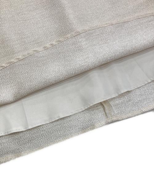 CELFORD（セルフォード）CELFORD (セルフォード) シャイニーフレアスカート クリーム サイズ:36 未使用品の古着・服飾アイテム