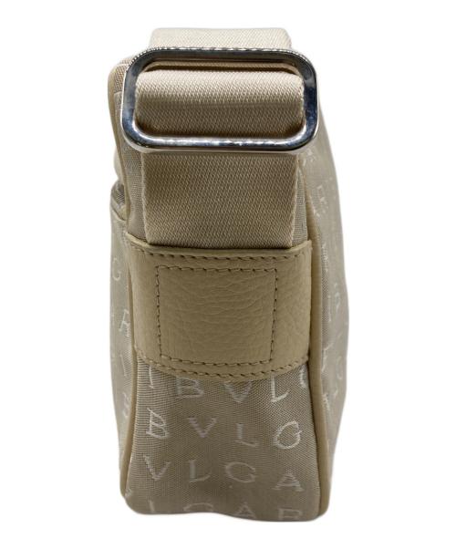 BVLGARI（ブルガリ）BVLGARI (ブルガリ) ロゴマニア・ショルダー ベージュの古着・服飾アイテム