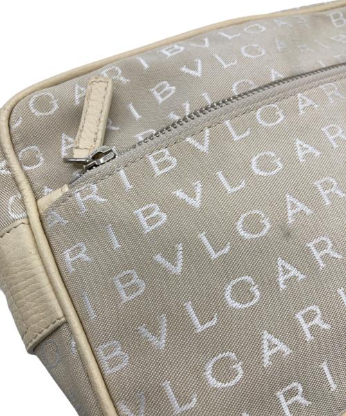 BVLGARI（ブルガリ）BVLGARI (ブルガリ) ロゴマニア・ショルダー ベージュの古着・服飾アイテム