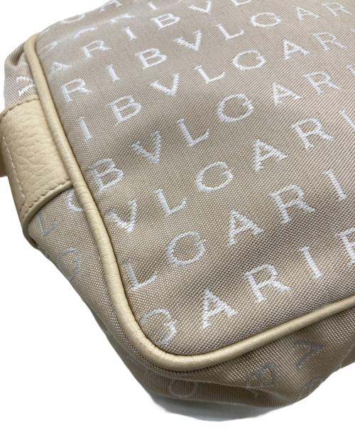 BVLGARI（ブルガリ）BVLGARI (ブルガリ) ロゴマニア・ショルダー ベージュの古着・服飾アイテム