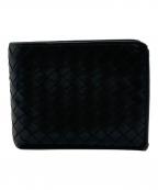 BOTTEGA VENETAボッテガベネタ）の古着「イントレチャート2つ折り財布」｜ブラック