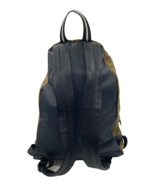 MARC JACOBS（マークジェイコブズ）MARC JACOBS (マークジェイコブズ) Canvas Signet Backpack オリーブの古着・服飾アイテム