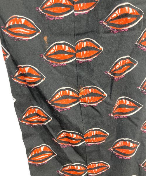 PRADA（プラダ）PRADA (プラダ) リッププリントパンツ ブラック サイズ:38の古着・服飾アイテム