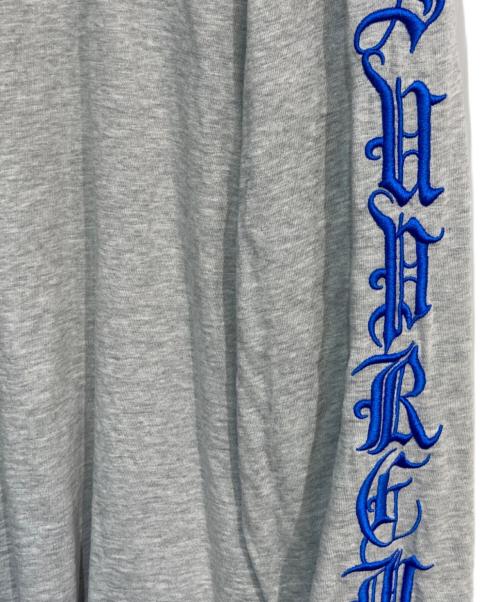 SUPREME（シュプリーム）Supreme (シュプリーム) Old English L/S Top　24AW　SUPPTL007 グレー サイズ:Lの古着・服飾アイテム